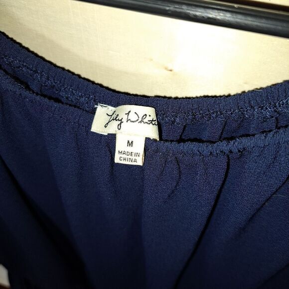 Lily White Blouse - Picture 8 of 9